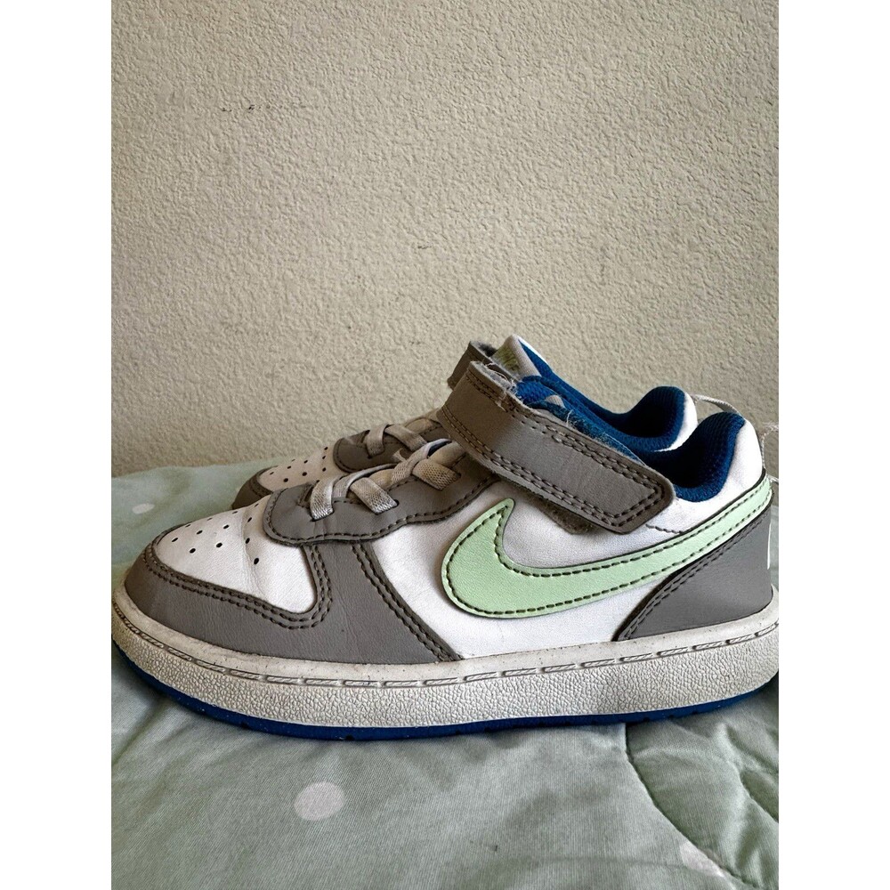 Nike Court Borough Kids Sneakers Gray/White Low Top Hook & Loop size US 10